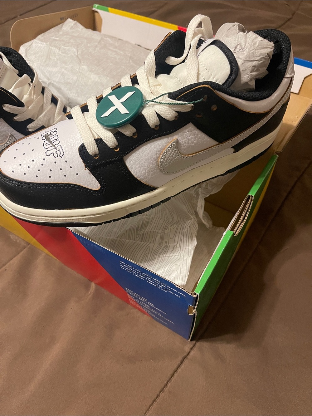 New Nike Mens, SB Dunk low HUF San Francisco, Keith Forever, size 7, White/Black - Picture 6 of 9